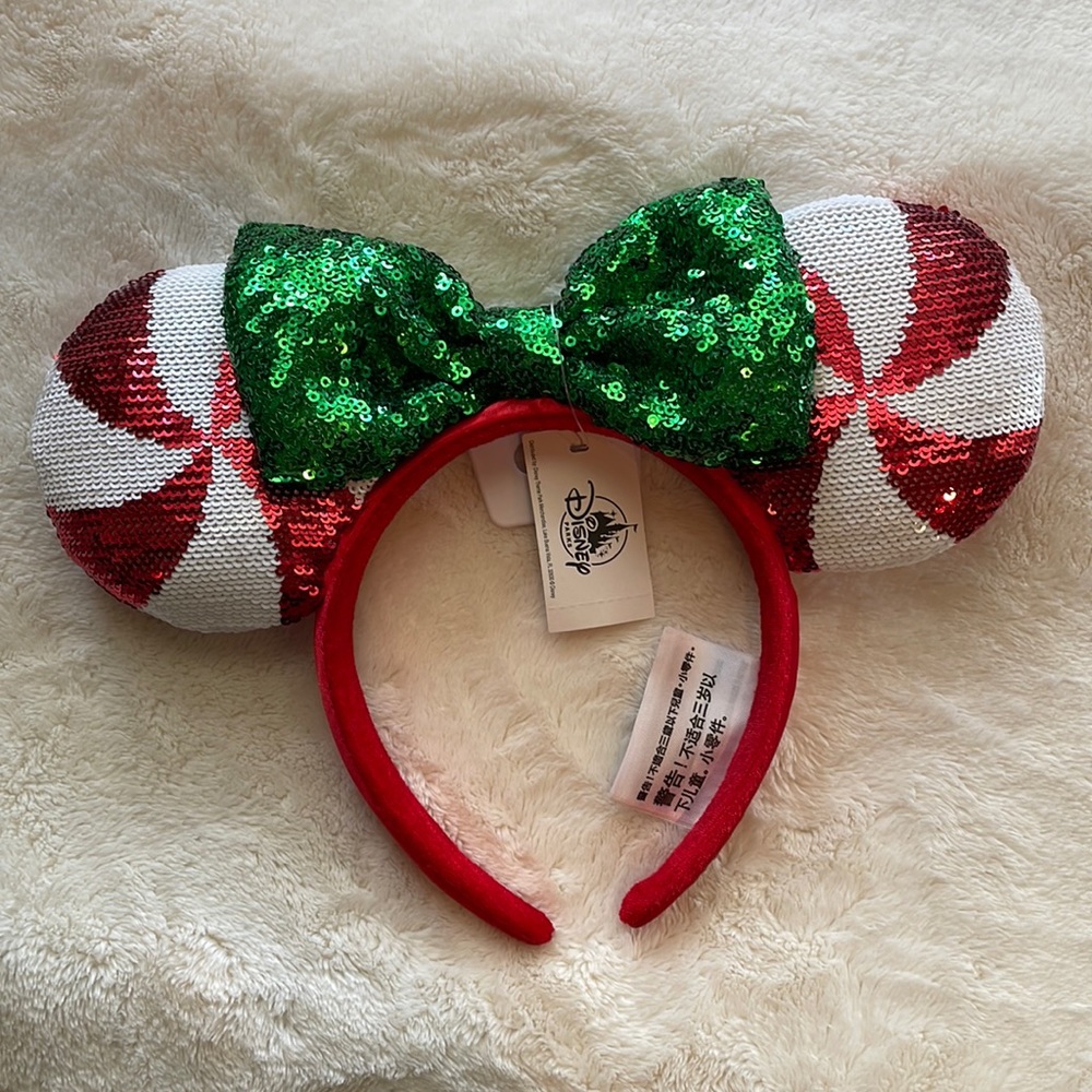 NWT Disney Parks Christmas Minnie Ears